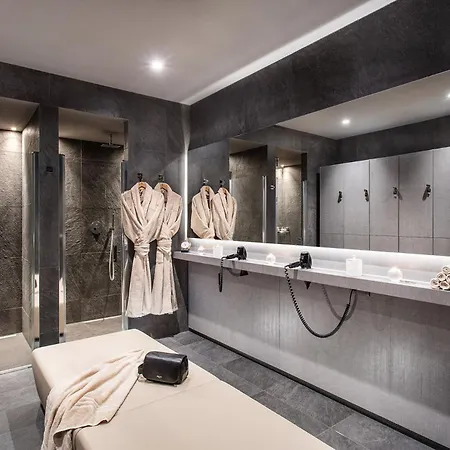 מלון Splendide Royal 5*