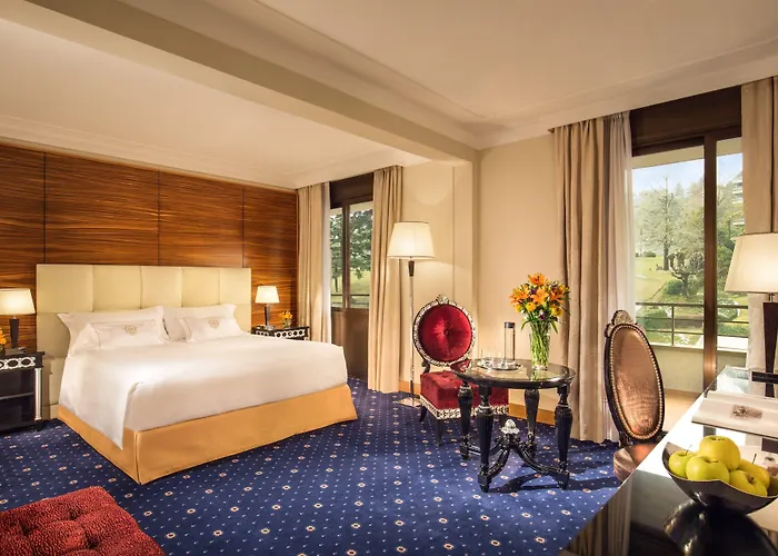 斯普莱迪德皇家酒店 酒店