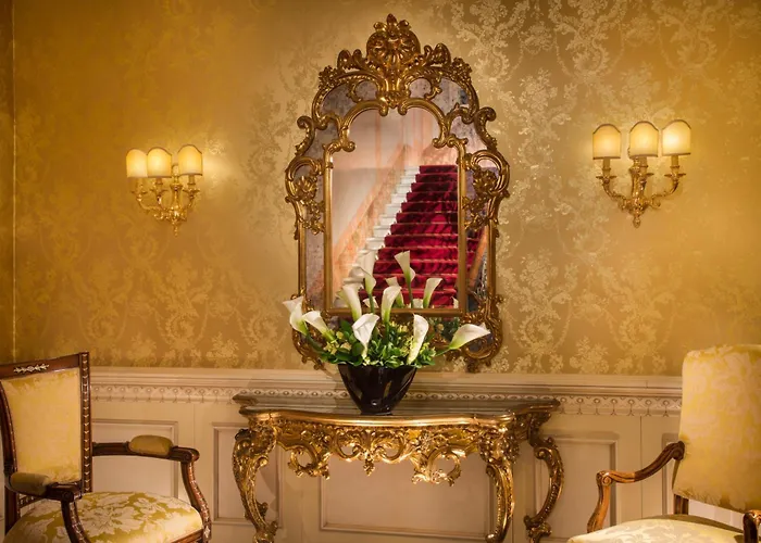 Splendide Royal Отель